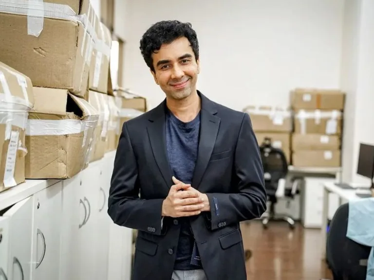 Naveen Kasturia Cover 1