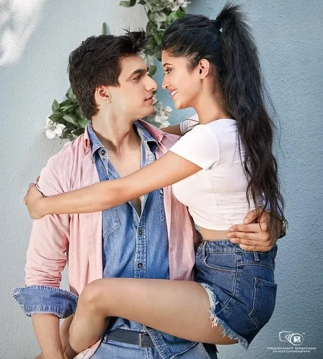 Shivangi Joshi with Mohsin Khan 1